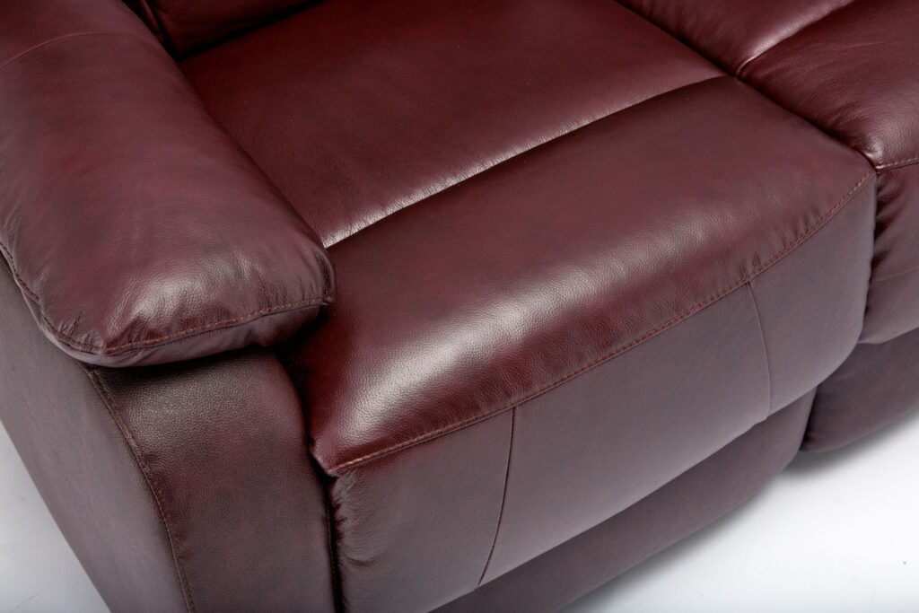 19 04 22 exclusive sofas chairs23878