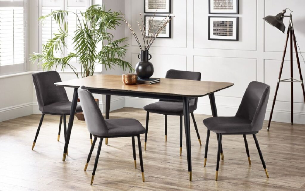 Findlay rectangular dining table 4 delaunay grey chairs roomset