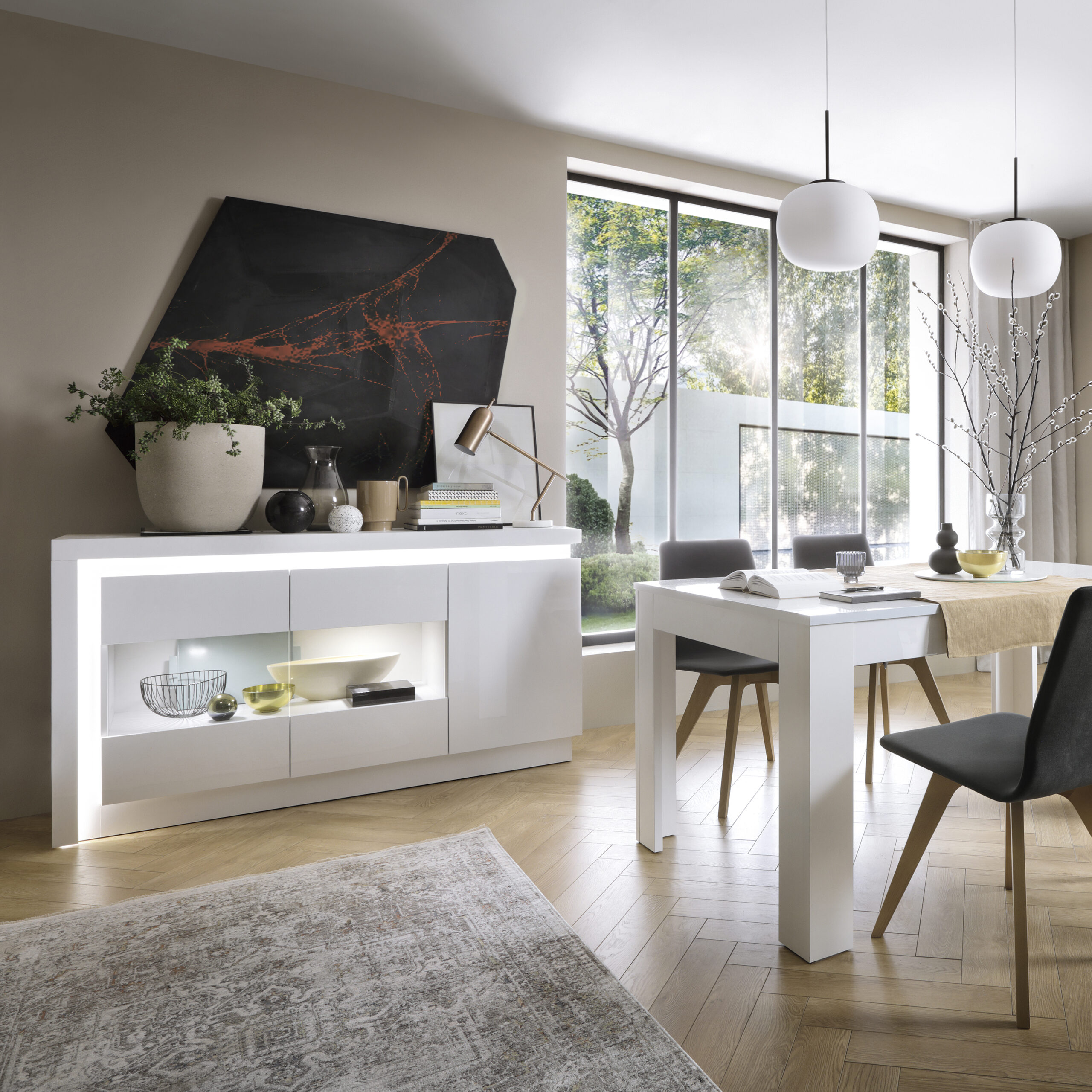 Lyon 3 door glazed sideboard (including LED lighting) in White and High Gloss - Image 3