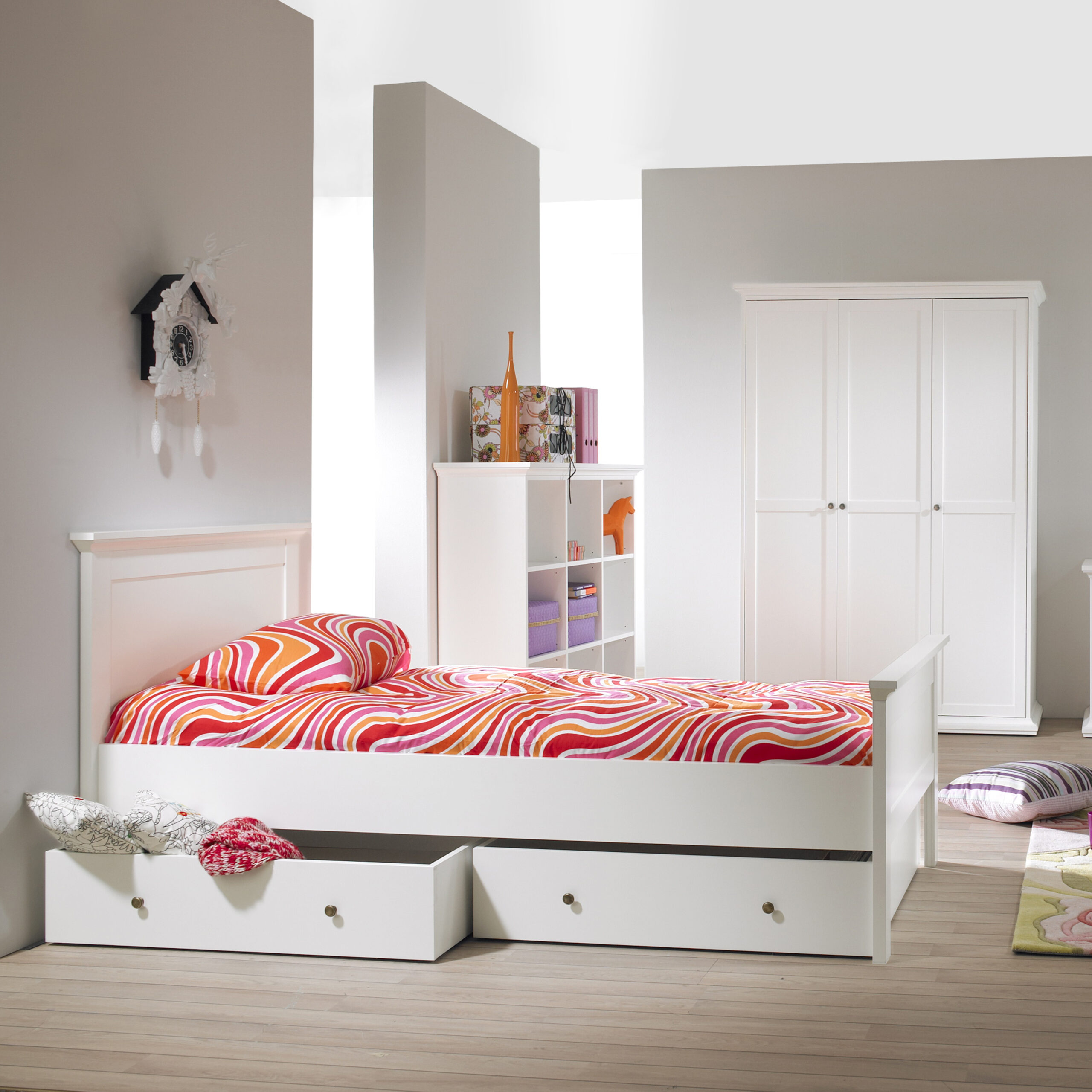 Paris Wardrobe with 3 Doors in White - Image 7