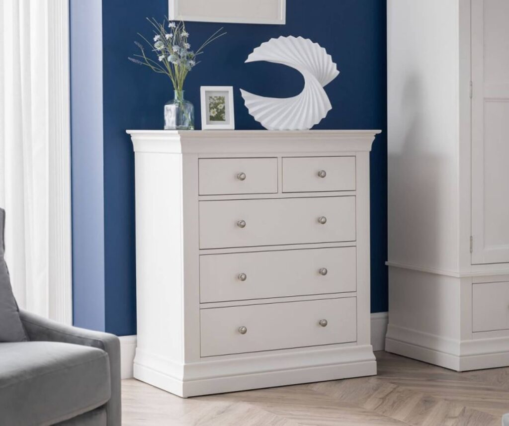 Clermont 3 2 drawer chest 05.jpg