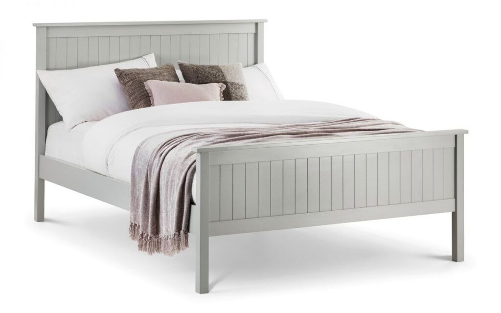 Maine double bed grey dressed.jpg