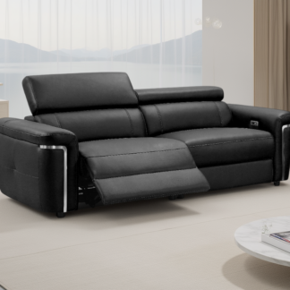 3 2BlackWhiteBackground 610e55c0 41df 4d77 8260 db2b82c7ba66.png